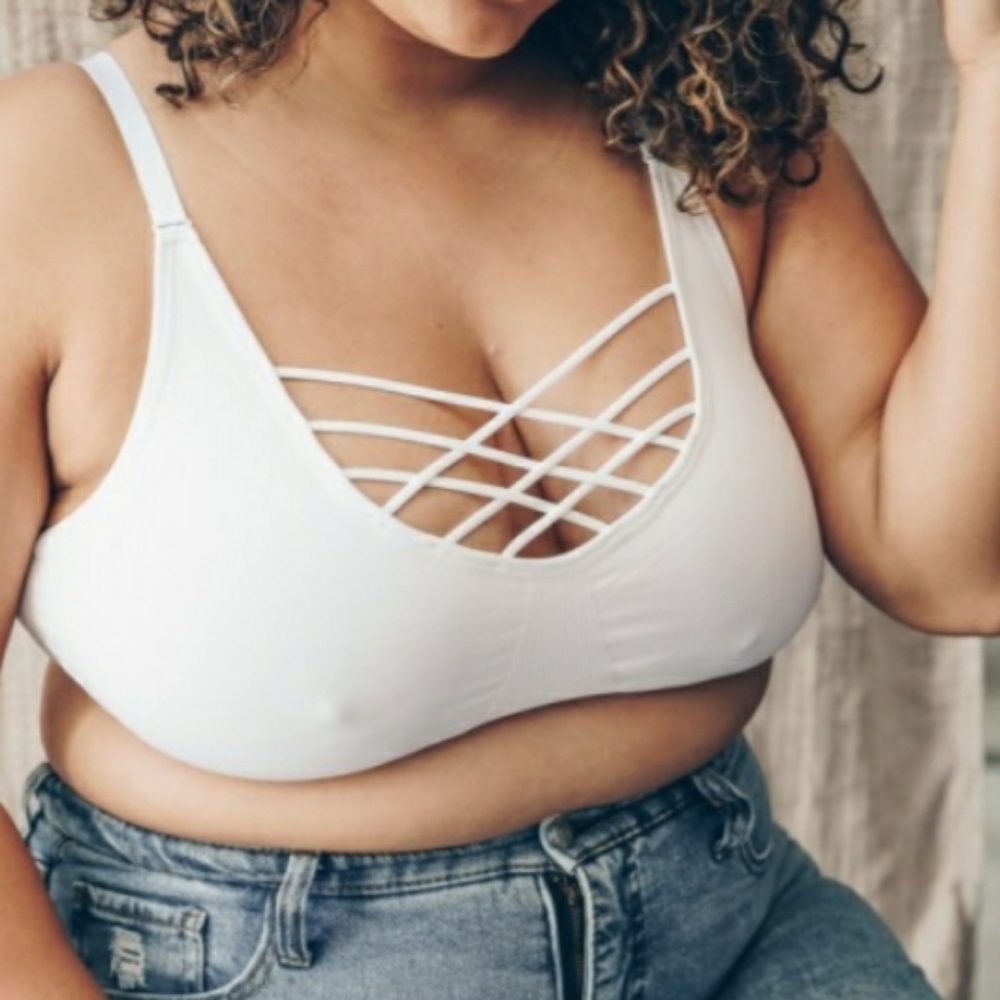 White Bralette - Picture 2 of 2
